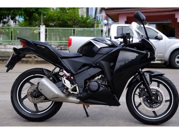 Cbr 150i รถบ้านมือเดียว ชุดสีสวย เครื่องท่อเดิม มีเล่มชุดโอนครบ รูปที่ 0